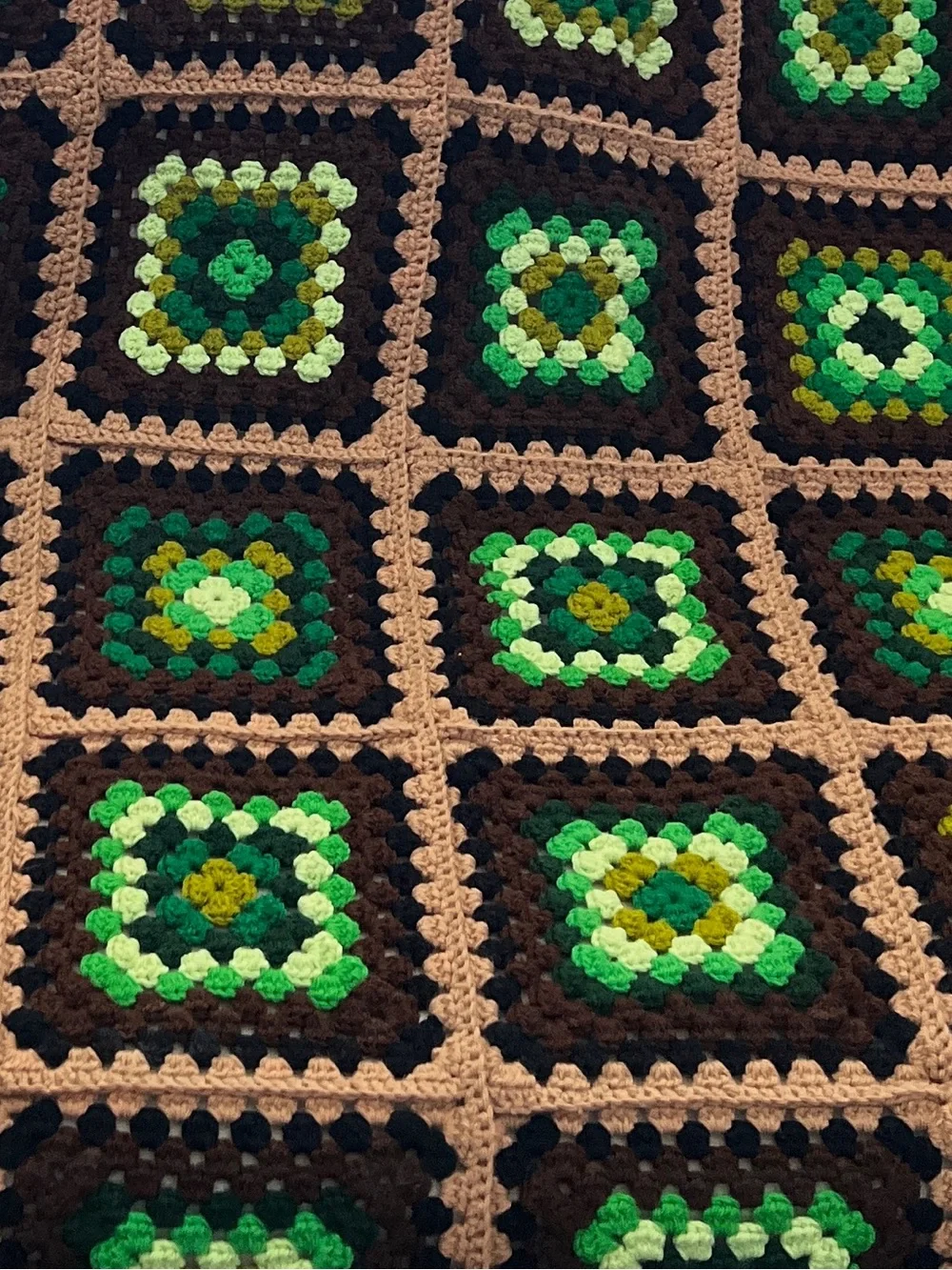 Vintage Crochet Afghan Blanket With Fringe Quilt Granny Size 110